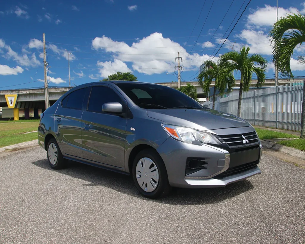 Mitsubishi Mirage G4 ES