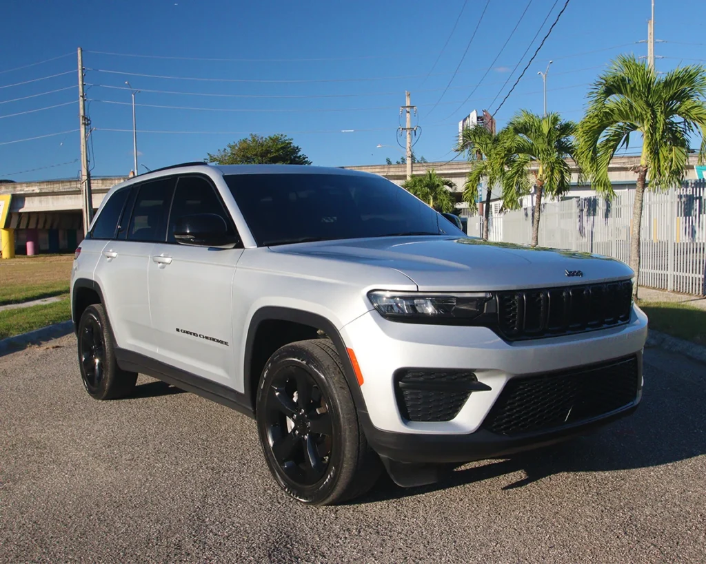 2022 Jeep Grand Cherokee Altitude