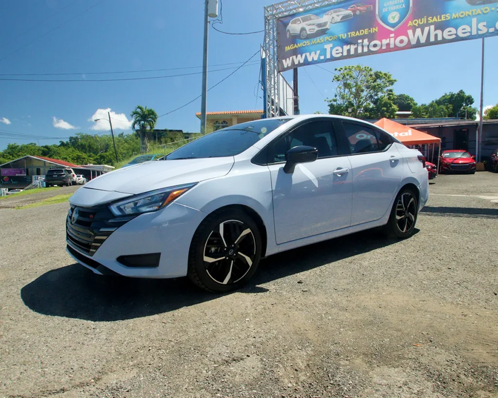 2024 Nissan Versa SR