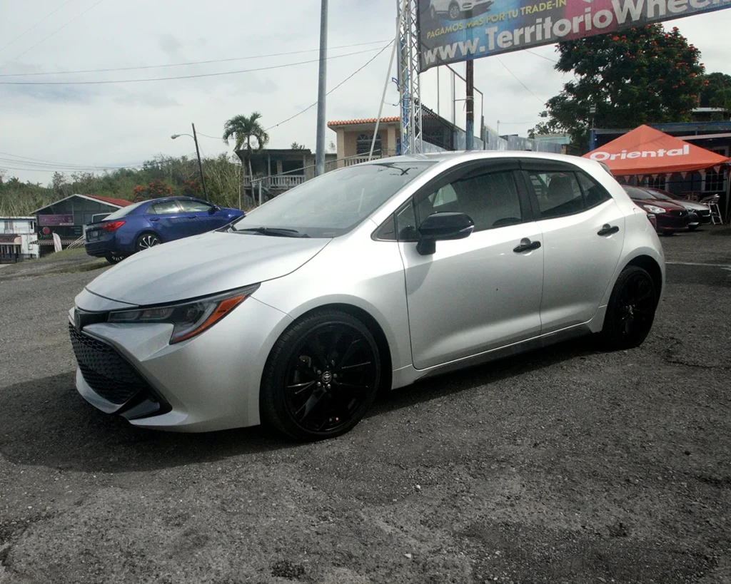 2022 Toyota Hatchback SE