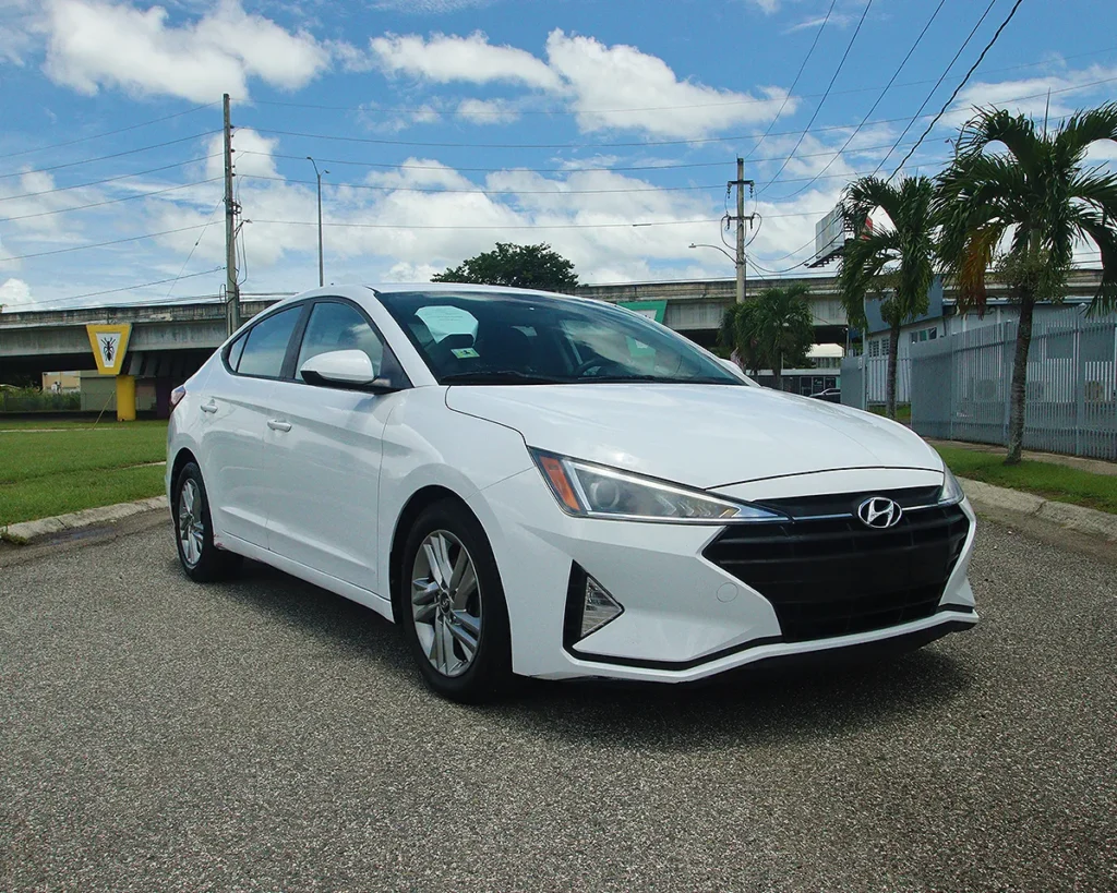 2020 Hyundai Elantra Essential