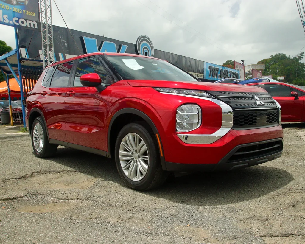 2024 Mitsubishi Outlander ES