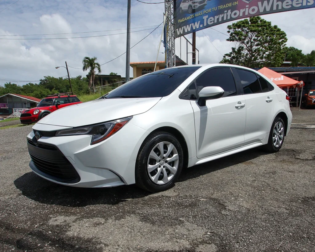 2025 Toyota Corolla LE